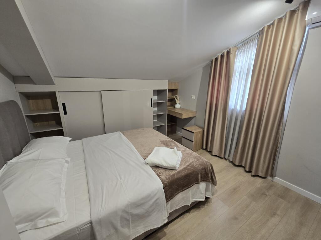 *Apartament 2+1+Verande+Parking Me Qira | ne Porcelan*