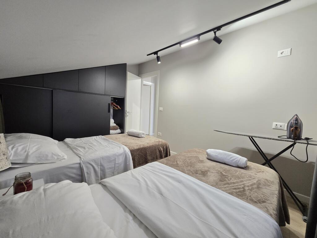 *Apartament 2+1+Verande+Parking Me Qira | ne Porcelan*