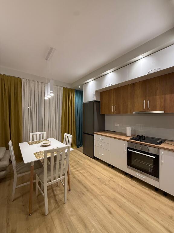 🏡 Appartamento in affitto – Astir, Tirana  📍 Posizione: Astir, Tirana 60000 leke