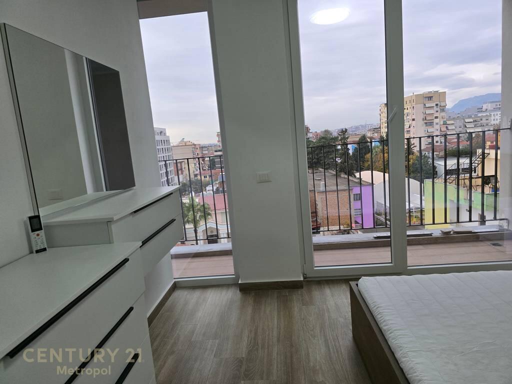 We rent a modern 2+1+2 apartment + Parking Post, near the Red School.