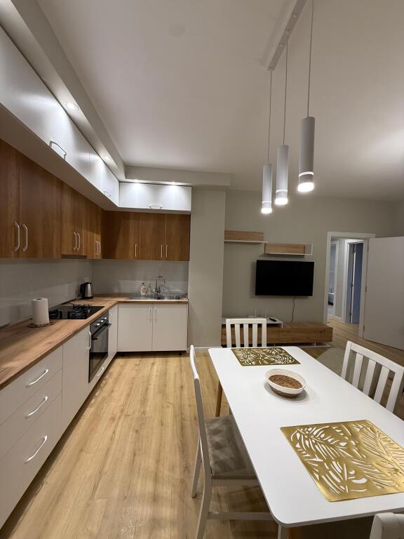 🏡 Appartamento in affitto – Astir, Tirana  📍 Posizione: Astir, Tirana 60000 leke