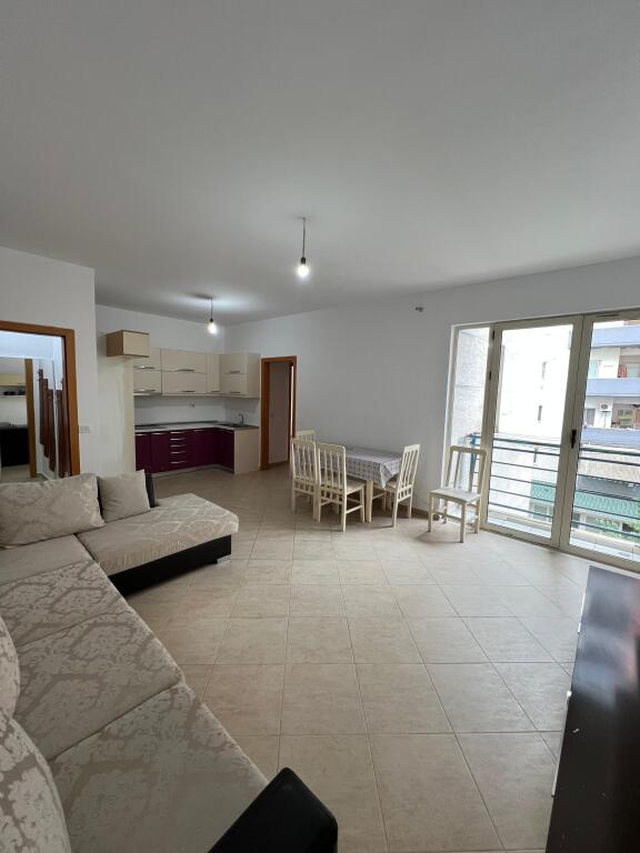 Apartament 2+1 me qira ne Yzberish!