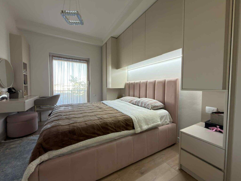 We are selling a 2+1+2 apartment in the Quartum Residence!