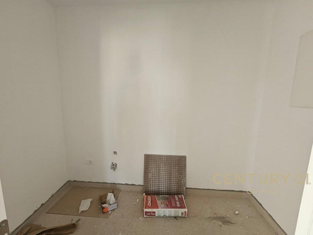 Apartament 3+1+2 Plus post Parkimi Për SHITJE tek Rezidenca Lake View (Rruga e Kosovareve)!.