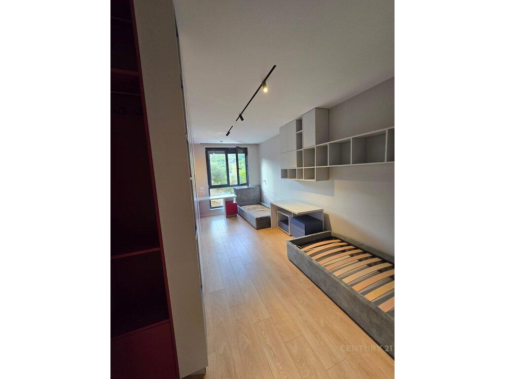 APARTAMENT 2+1+2+POST PARKIMI TEK KOPSHTI ZOOLOGJIK!