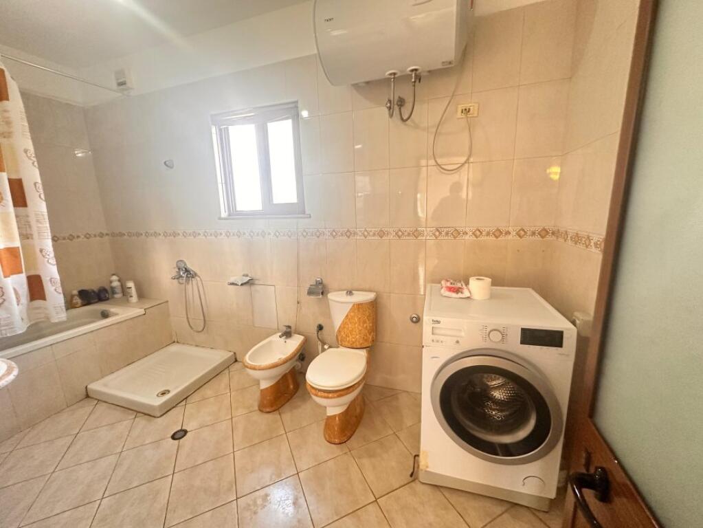 🏡 Casa Privata in Affitto – Lundër 🌿