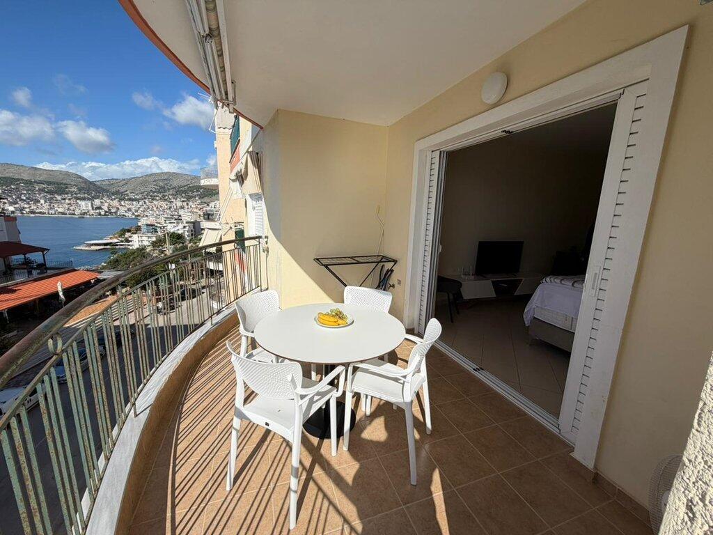SARANDE, MONOLOCALE IN VENDITA VICINO AL RESORT "SANTA QUARANTA".