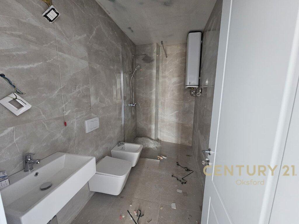 Apartament 3+1+2 Plus post Parkimi Për SHITJE tek Rezidenca Lake View (Rruga e Kosovareve)!.