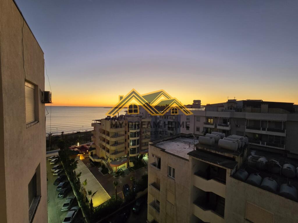 Apartament 1+1 Me Qira në Plazh Durrës!