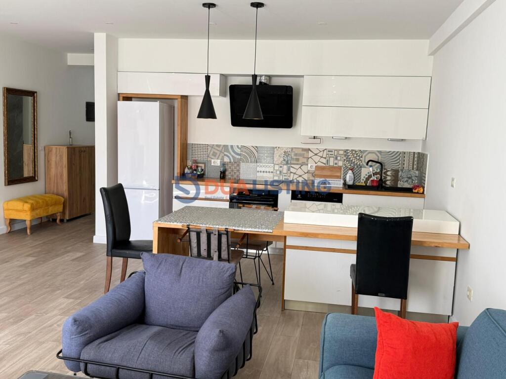 Jepet Apartament me qira 2+1+2 – Rezidenca Kodra e Diellit 2!