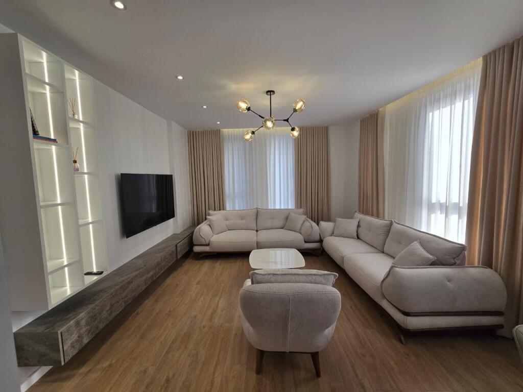 Apartment 2+1+2, New Boulevard!