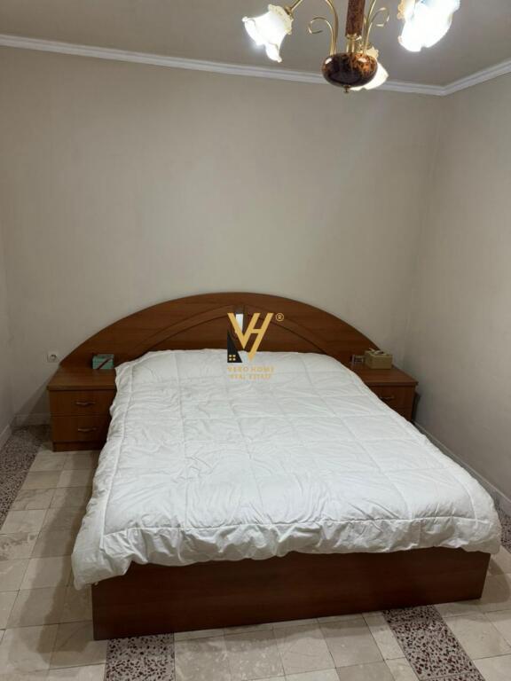 JEPET APARTAMENT 1+1 ME QIRA TE STADIUMI DINAMO 520 EURO