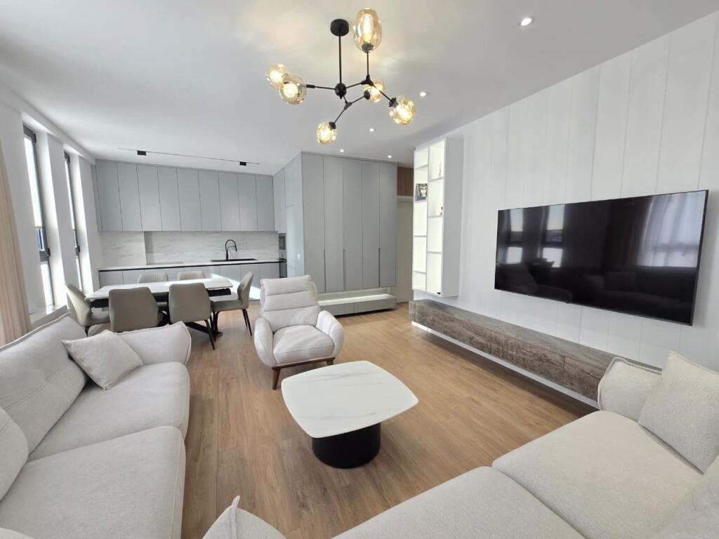 Apartment 2+1+2, New Boulevard!
