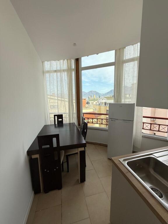 Apartament me qera 1+1 te Kodra e Diellit!