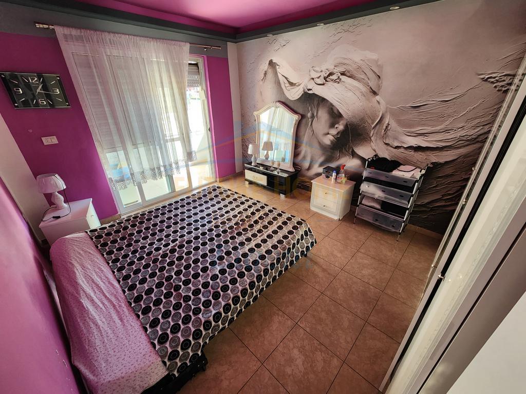 For sale, Apartment 2+1, Kavaja Street, Tirana
