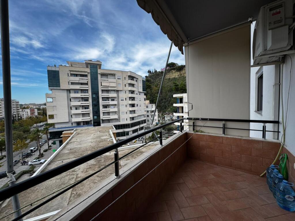 Apartament ne shitje 1+1