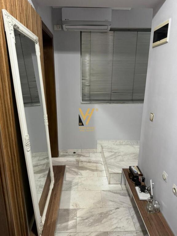 JEPET APARTAMENT 1+1 ME QIRA TE STADIUMI DINAMO 520 EURO