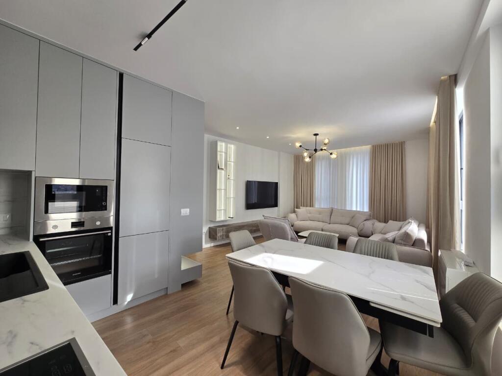 Apartment 2+1+2, New Boulevard!