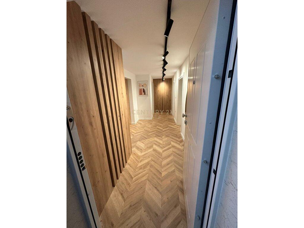 Modern apartment 2+1 with private yard + PARKING SPACE– 70,000ALL/month