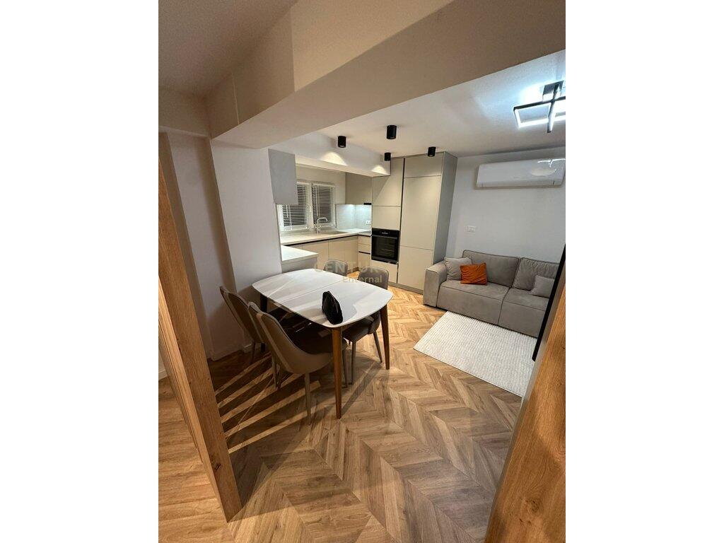Modern apartment 2+1 with private yard + PARKING SPACE– 70,000ALL/month
