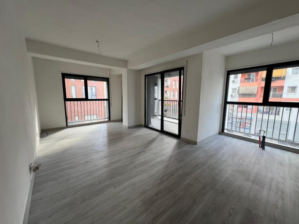 Vendesi in vendita 3+1 al Nuovo Boulevard