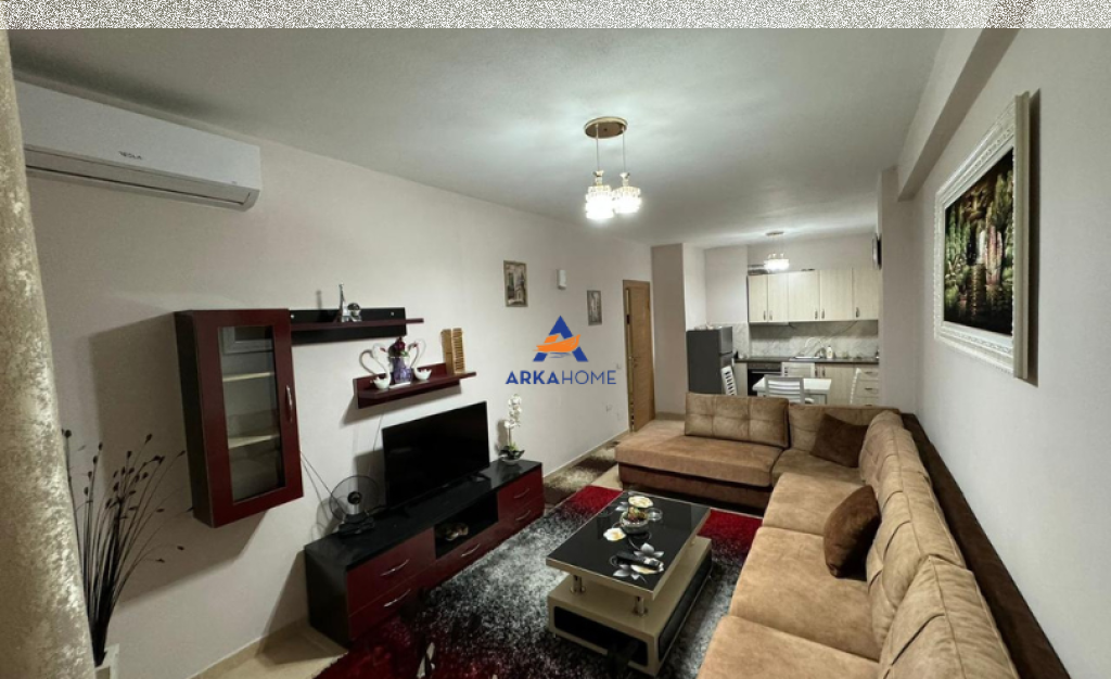 JEPET ME QERA APARTAMENT 1+1 "TEK PALLATET CABEJ" 400 EURO