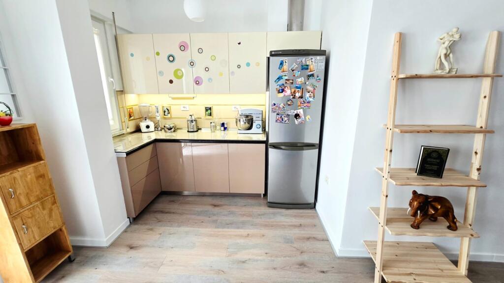 3+1,furnished at the dry lake, price 1350 euros with parking space