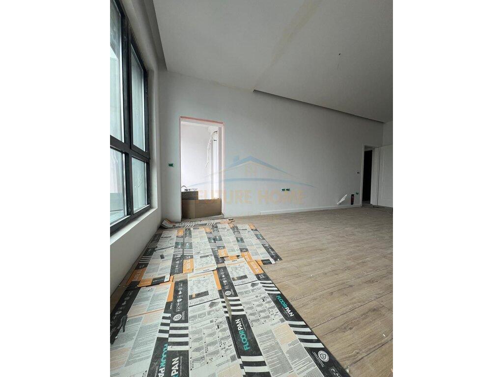 In vendita, Appartamento 1+1, Square 21, Via Kavaja, Tirana