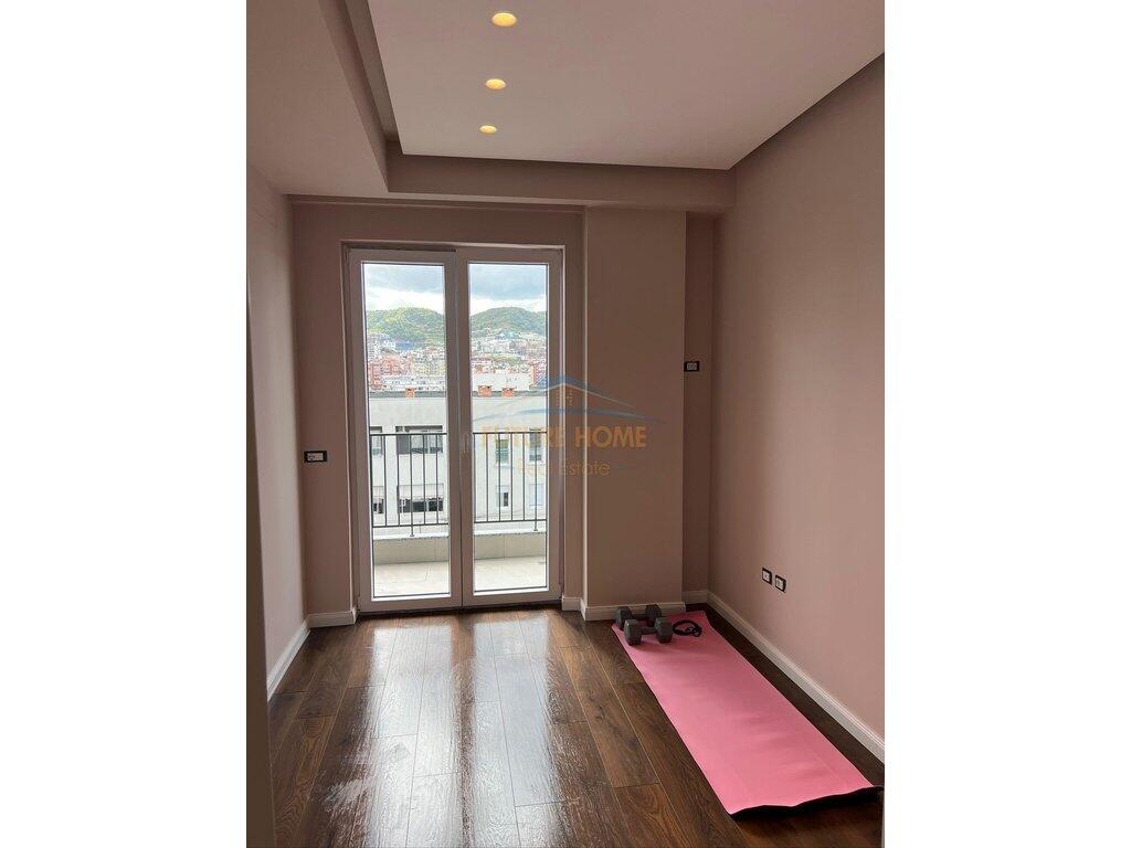 Rent, Apartment 2+1+2, Commune of Paris, Tirana