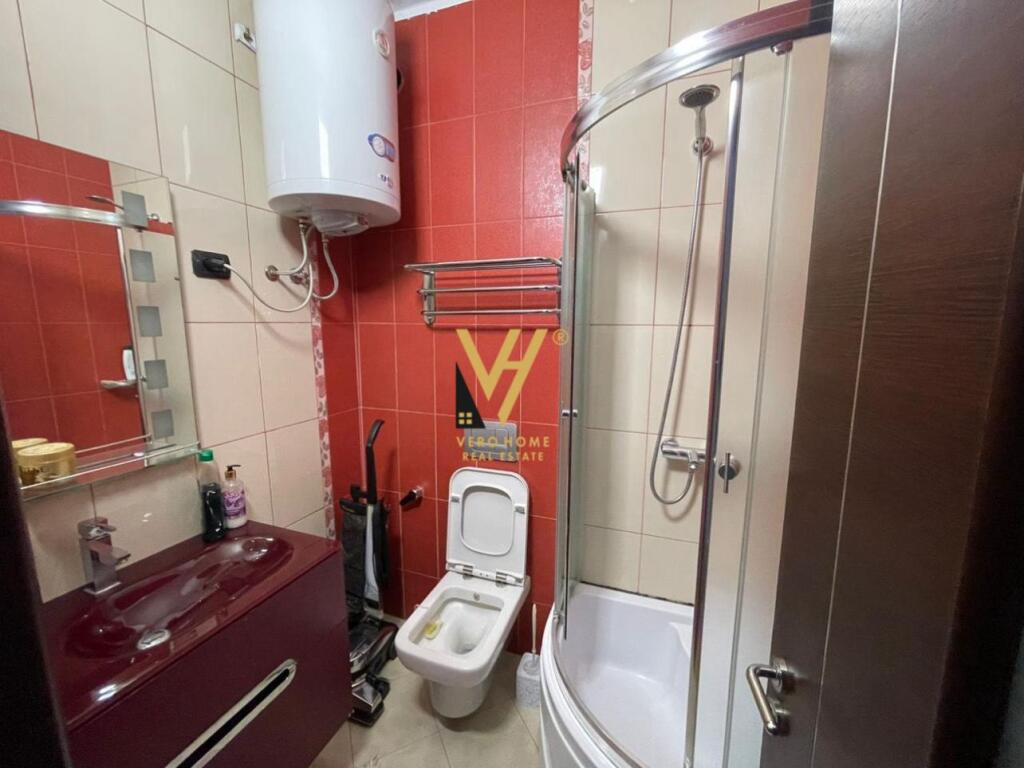 VENDESI APPARTAMENTO 2+1 A DON BOSKO 210.000 EURO