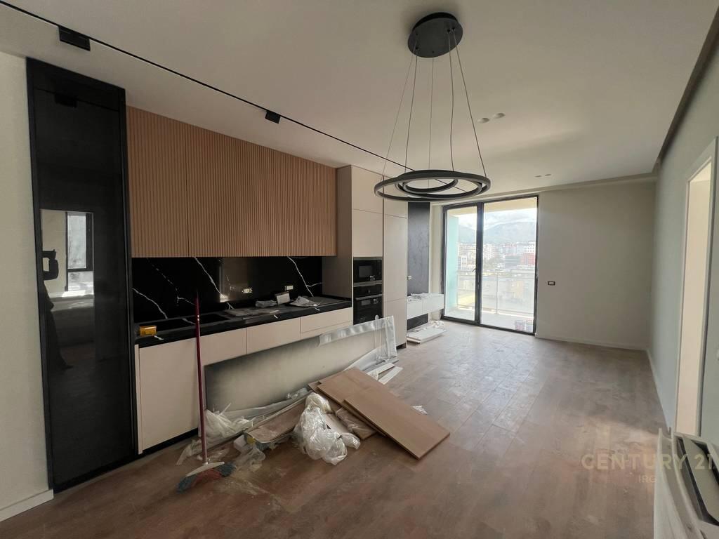 IN VENDITA APPARTAMENTO 2+1 – RESIDENZA “GOLDEN TOWER”, VIA MINE PEZA