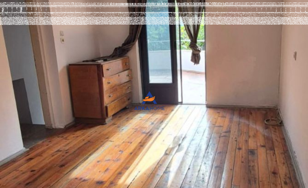 JEPET ME QERA VILE 3-KATSHE 240M2 "TEK SELVIA" 1300 EURO
