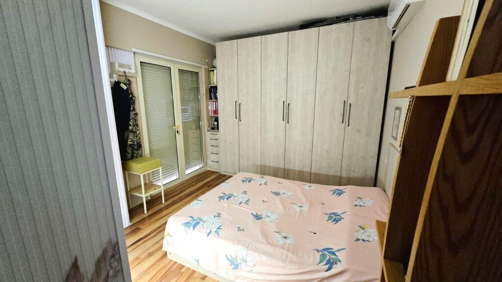 3+1,furnished at the dry lake, price 1350 euros with parking space