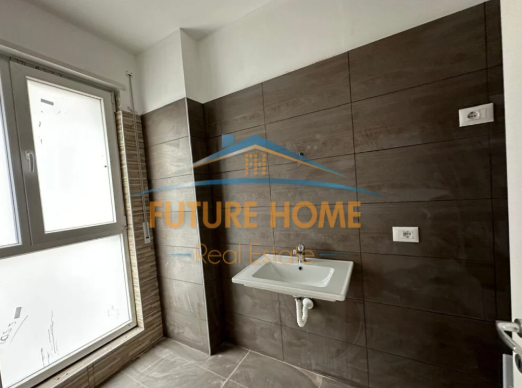Shitet, Apartament 2+1+2, Tirana Trio Towers, Don Bosko