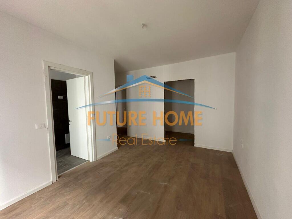 Apartament 2+1+2 per shitje tek Kompleksi Rezidencial Tirana Trio Towers, Don Bosko.