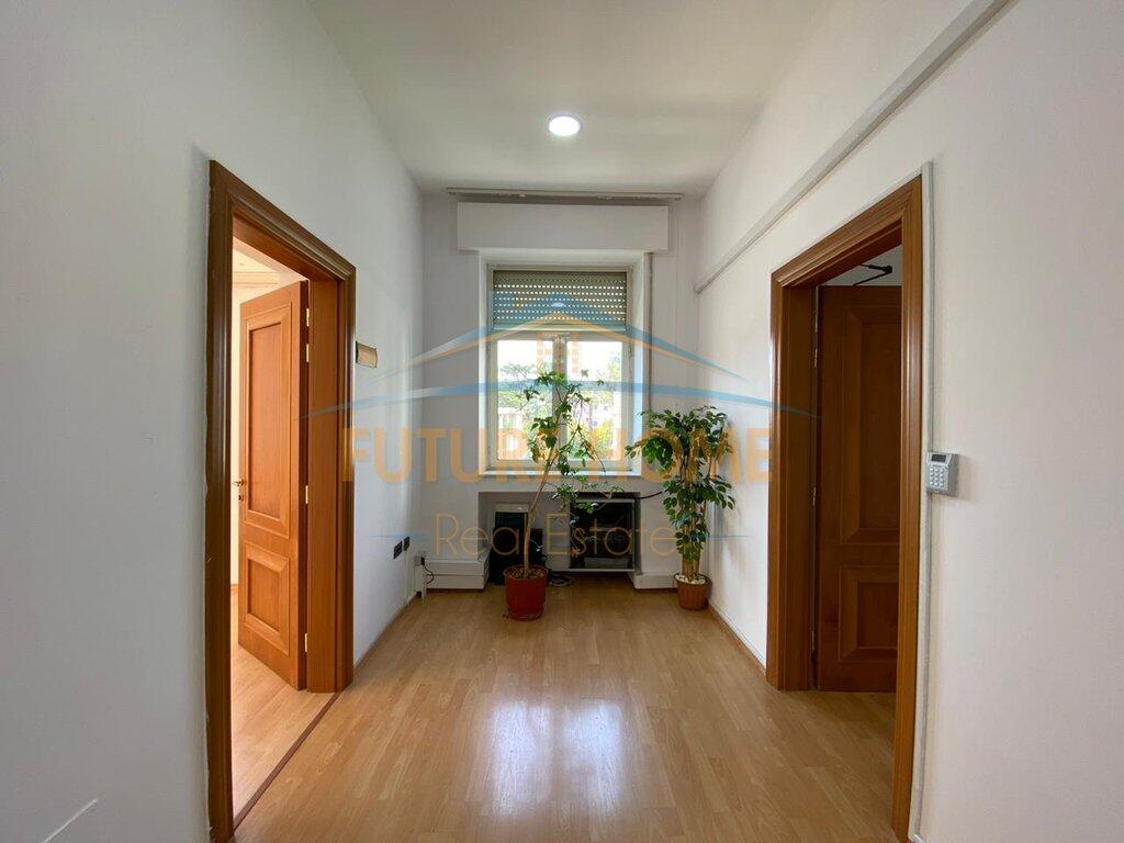 Rent, Business Building, Bllok