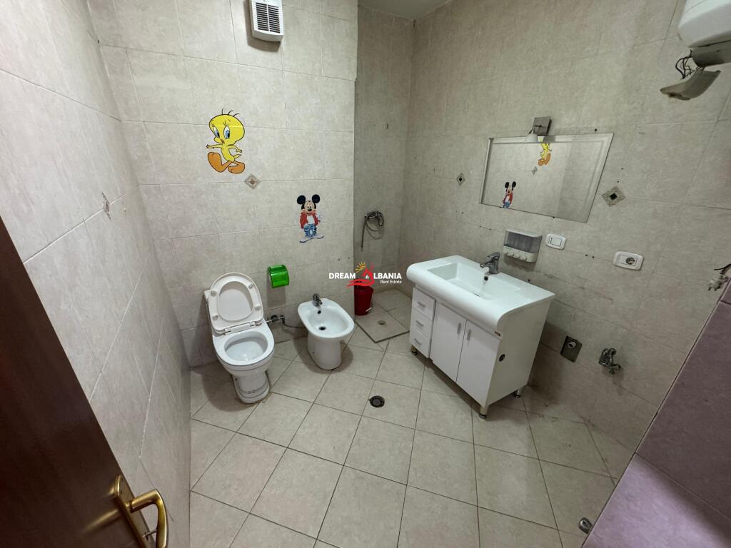 Ambjent me qera me 5 ndarje prane Gjykates se Rrethit ne Vasil Shanto, Tirane (ID 42611381)