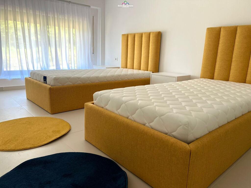 Apartament Me Qera 3+1 Tek Rezidenca Kodra e Diellit (ID B230104) Tirane.