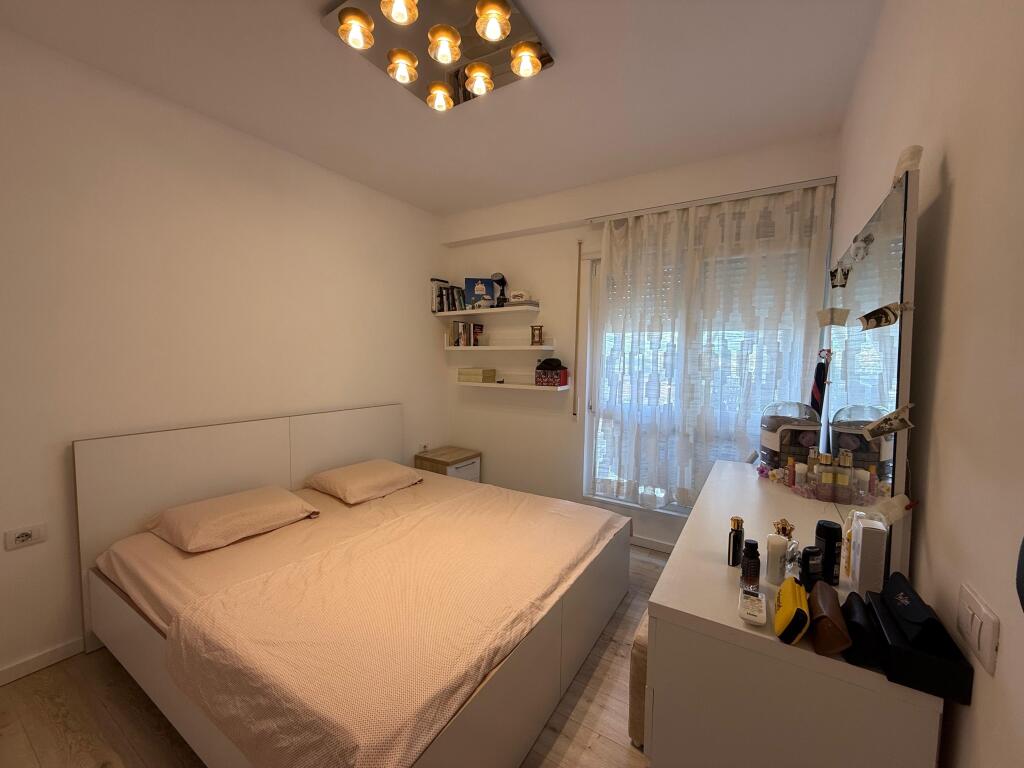 Apartament 1+1 tek 5 Maji me Hipoteke!