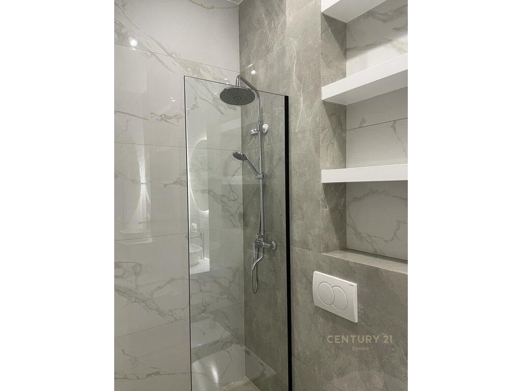 Apartament me qira 1+1 në Rrugën e Kosovareve!!