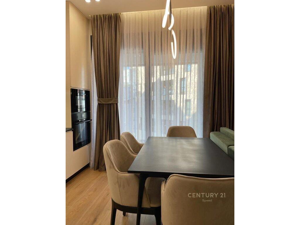 Apartament me qira 1+1 në Rrugën e Kosovareve!!