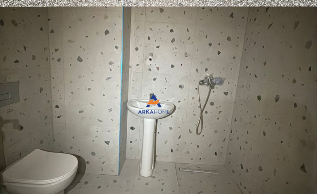 SHITET APARTAMENT 1+1+BALLKON "UNAZA E RE, URBAN GATE" 95.000 EURO