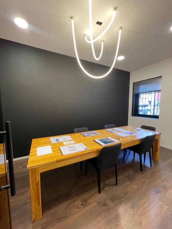 Property for sale in Bllok, for residence or business