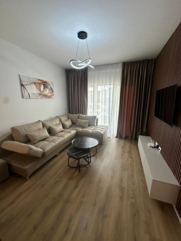 📍 Apartament me qira – Ne Qender te Tiranes Zogu Zi , Perballe Ring Center
