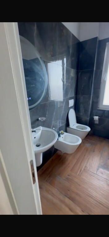Super apartament me qera 2+1