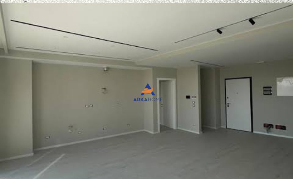 LOCALE COMMERCIALE IN AFFITTO 160M2 "ASTIR" 2.000 EURO