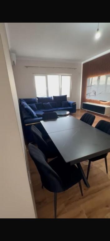 Super apartament me qera 2+1