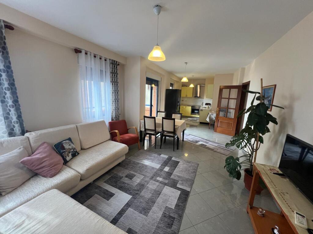 APARTMENT 3+1 +2 FOR RENT BEHIND GJERGJ KASTRIOTI SCHOOL.