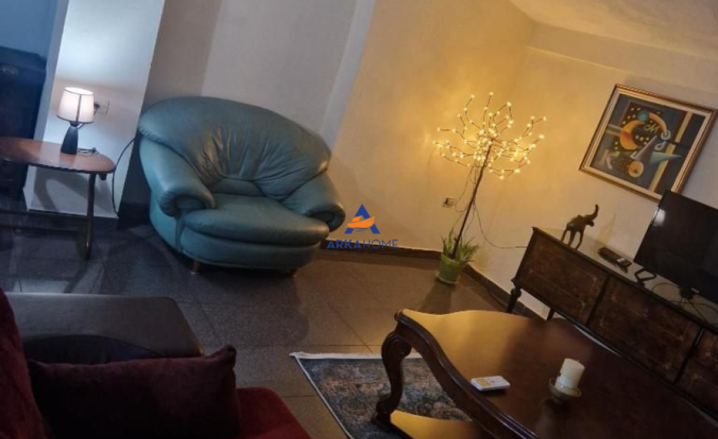 APPARTAMENTO IN AFFITTO 2+1+ANNESSO "VICINO AL 5 MAGGIO" 50.000 LEKE