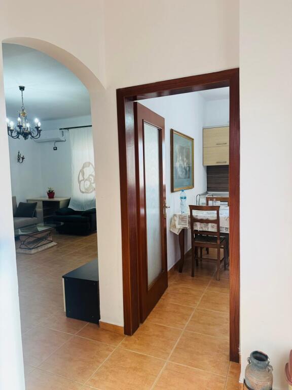 For rent Apartment 1+1+kitchen, Train Station, near the mill, 500 thousand lek